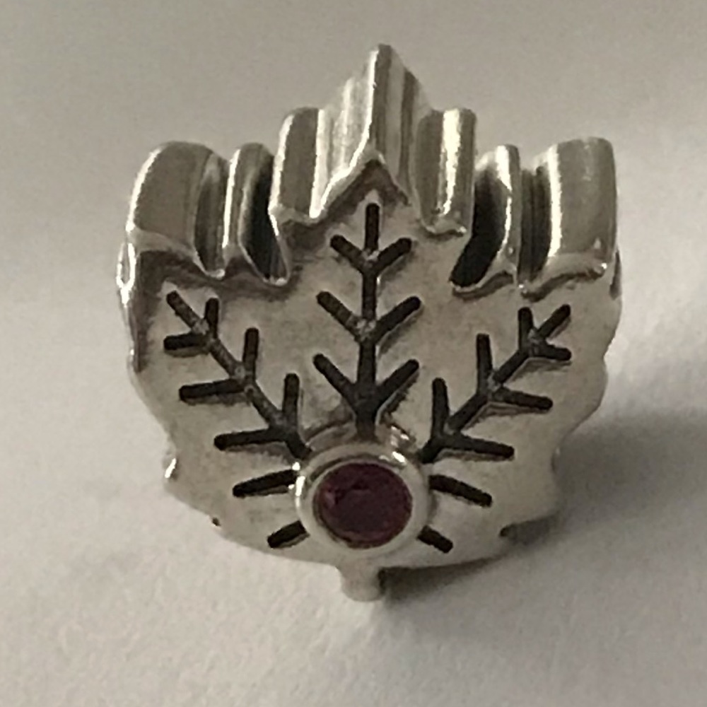 Pandora sterling silver charm maple leaf